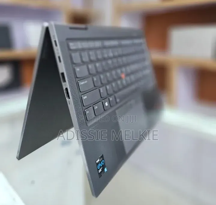 New Laptop Lenovo ThinkPad X1 Yoga 16GB Intel Core i7 SSD 512GB