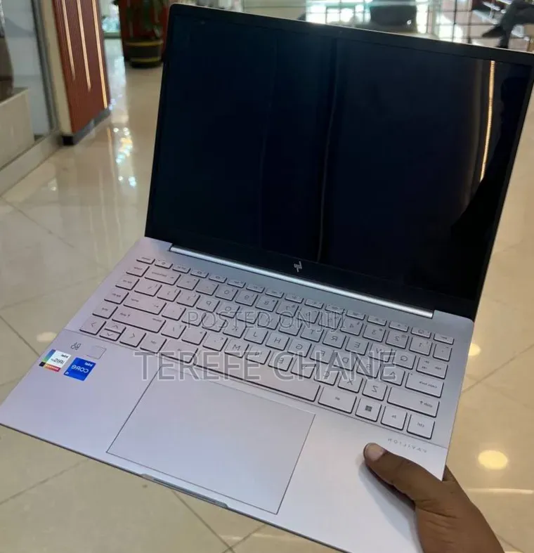 New Laptop HP Pavilion 14 16GB Intel Core i7 SSD 1T