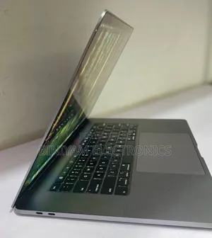 New Laptop Apple MacBook Pro 2019 16GB Intel Core i9 SSD 1T