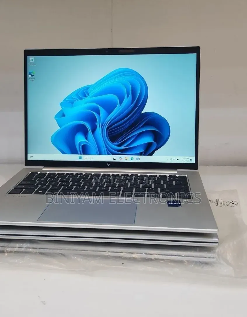 New Laptop HP EliteBook 840 G9 16GB Intel Core i5 SSD 512GB