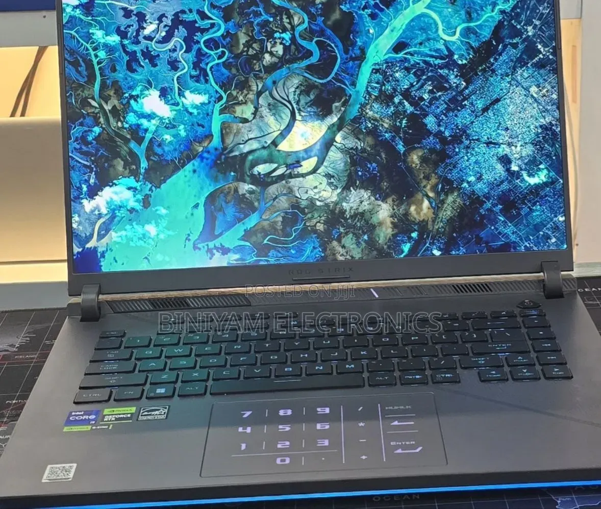 New Laptop Asus ROG Strix G15 16GB Intel Core i9 SSD 1T
