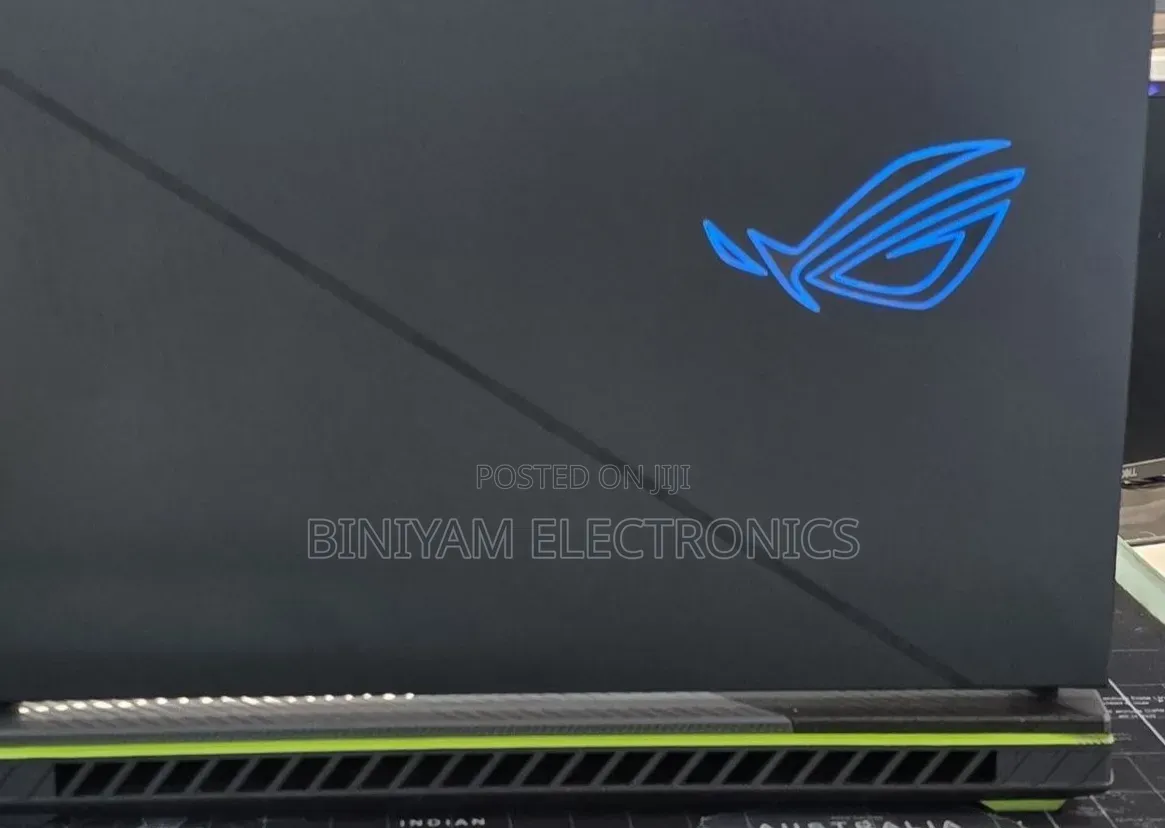 New Laptop Asus ROG Strix G15 16GB Intel Core i9 SSD 1T