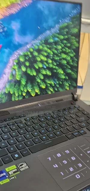 New Laptop Asus ROG Strix G15 16GB Intel Core i9 SSD 1T