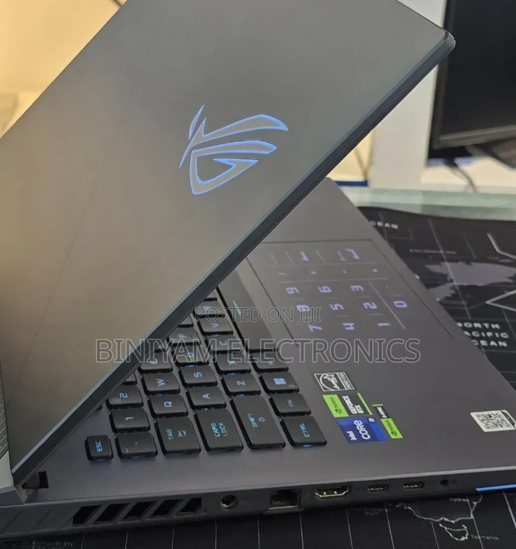 New Laptop Asus ROG Strix G15 16GB Intel Core i9 SSD 1T