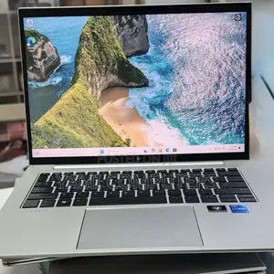 New Laptop HP EliteBook 840 G9 16GB Intel Core i5 SSD 512GB
