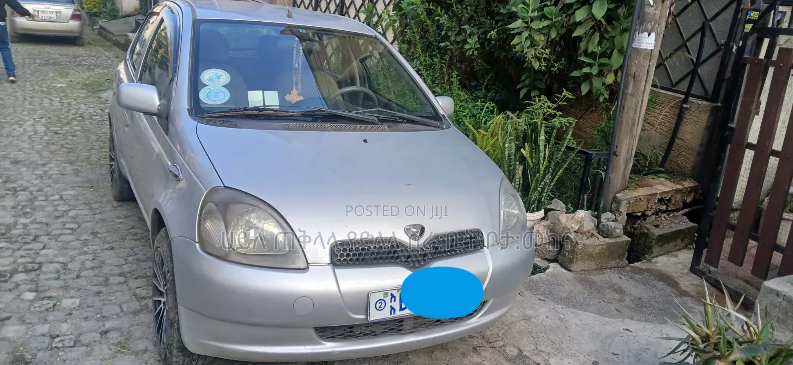 Toyota Vitz 2001 Silver