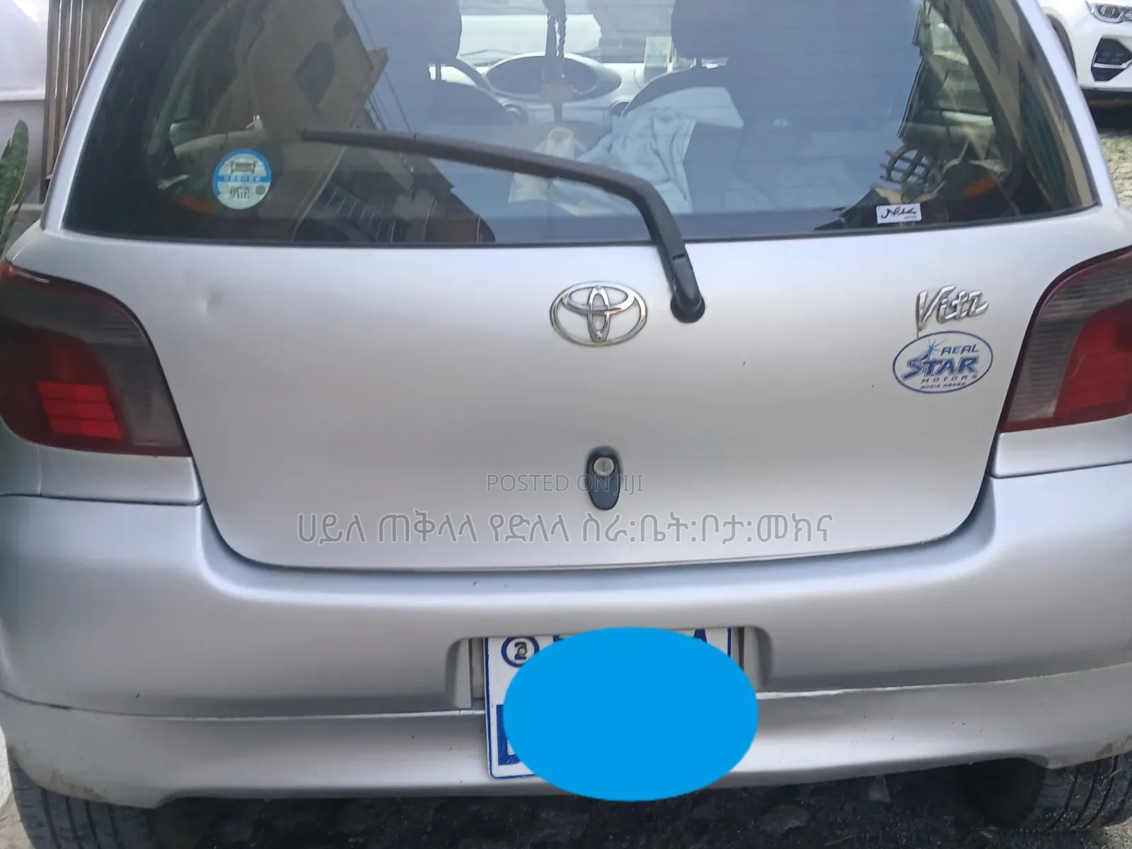 Toyota Vitz 2001 Silver