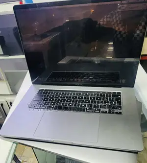 New Laptop Apple MacBook Pro 2019 16GB Intel Core i7 SSD 512GB