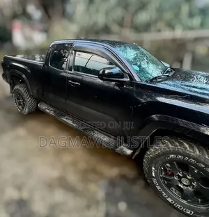 Toyota Tacoma 2017 Black