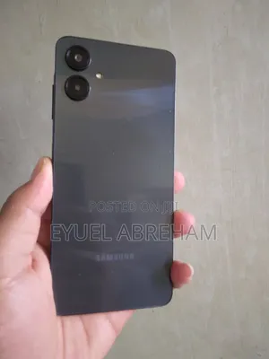 New Samsung Galaxy A06 64 GB Green