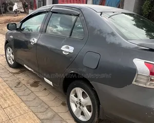 Toyota Yaris 2007 Matt Black