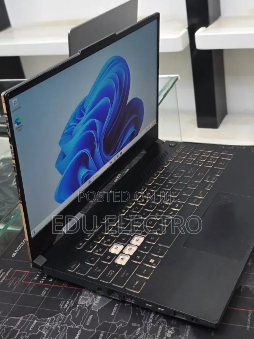 New Laptop Asus TUF Dash F15 16GB Intel Core i7 SSD 512GB