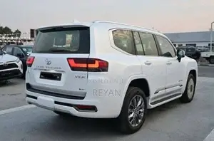 New Toyota Land Cruiser 2025 White
