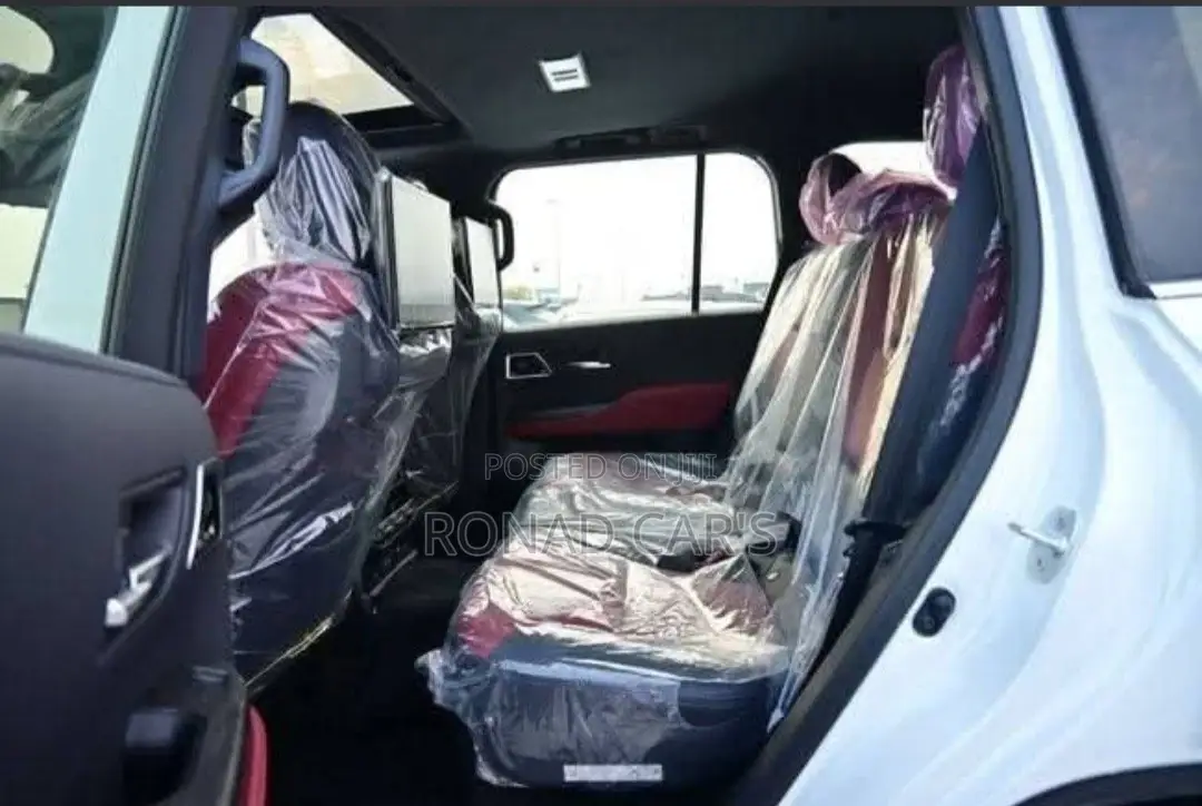 New Toyota Land Cruiser 2025 White