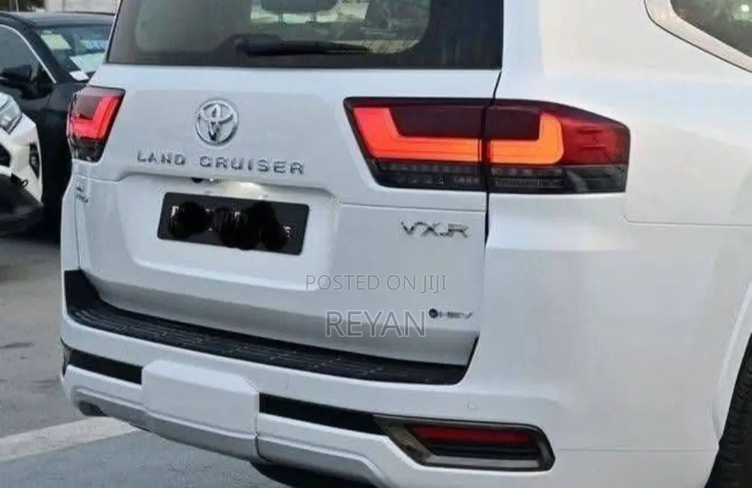 New Toyota Land Cruiser 2025 White