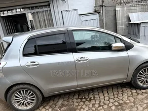 Toyota Yaris 2007 Silver