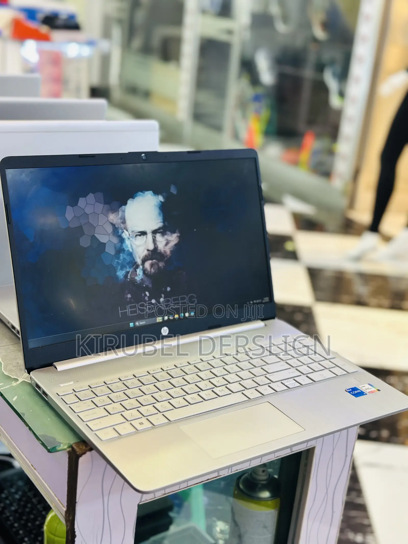 New Laptop HP 14-dq1025cl 16GB Intel Core i5 SSD 256GB