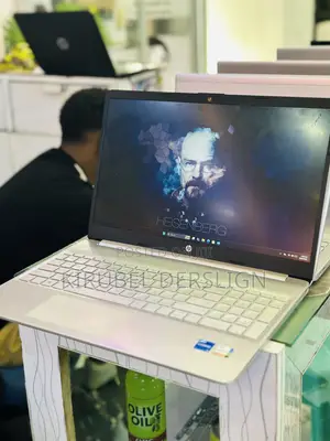 New Laptop HP 14-dq1025cl 16GB Intel Core i5 SSD 256GB