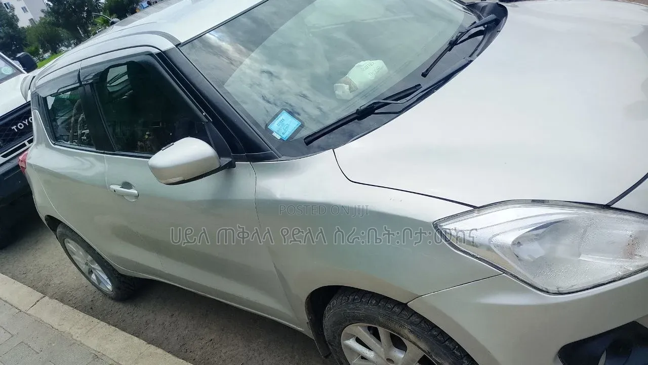 Suzuki Swift 2022 Purple
