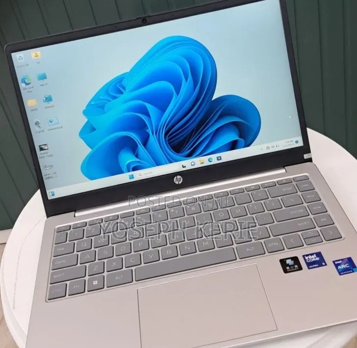 New Laptop HP Pavilion 15 16GB Intel Core Ultra 7 SSD 1T