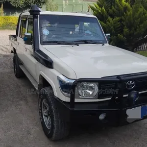 Toyota Land Cruiser 2018 Off white