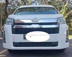 Toyota HiAce 2022 White