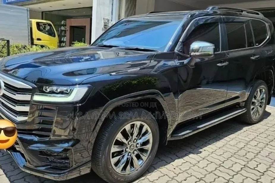 Toyota Land Cruiser 2023 Beige