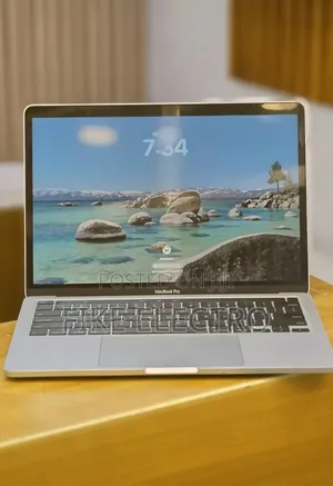 New Laptop Apple MacBook Pro 2020 32GB Intel Core i7 SSD 512GB