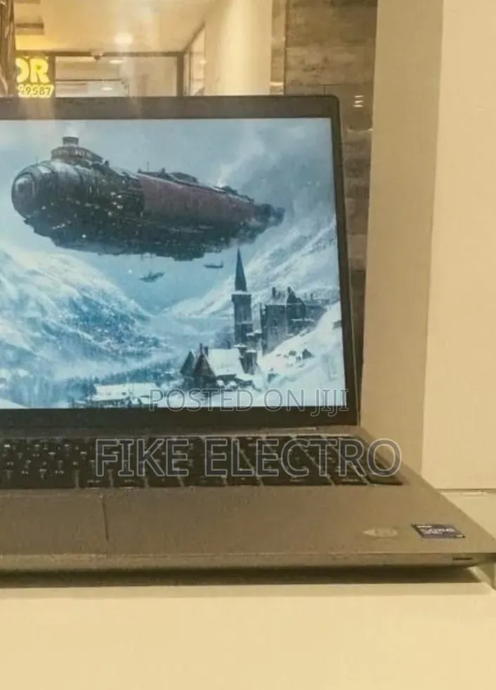 New Laptop Dell Latitude 5520 16GB Intel Core i7 SSD 512GB
