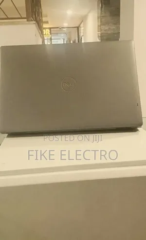 New Laptop Dell Latitude 5520 16GB Intel Core i7 SSD 512GB