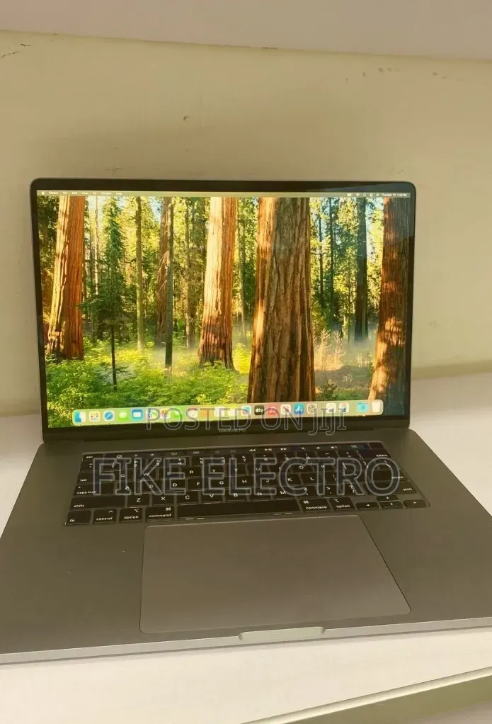 New Laptop Apple MacBook Pro 2019 16GB Intel Core i9 SSD 1T