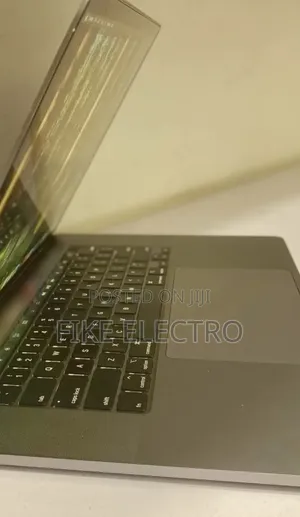 New Laptop Apple MacBook Pro 2019 16GB Intel Core i9 SSD 1T