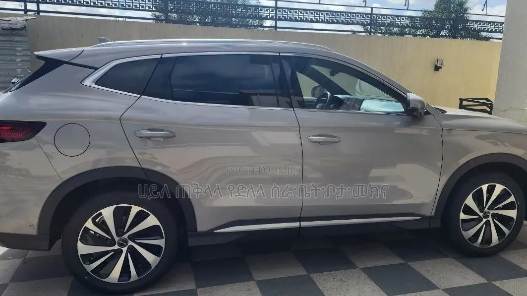 BYD Song Plus DM-i 2024 Purple