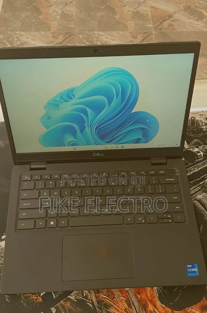 New Laptop Dell Latitude 3420 16GB Intel Core i7 SSD 512GB