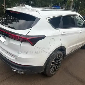 Jetour X70 Plus 2023 Off white