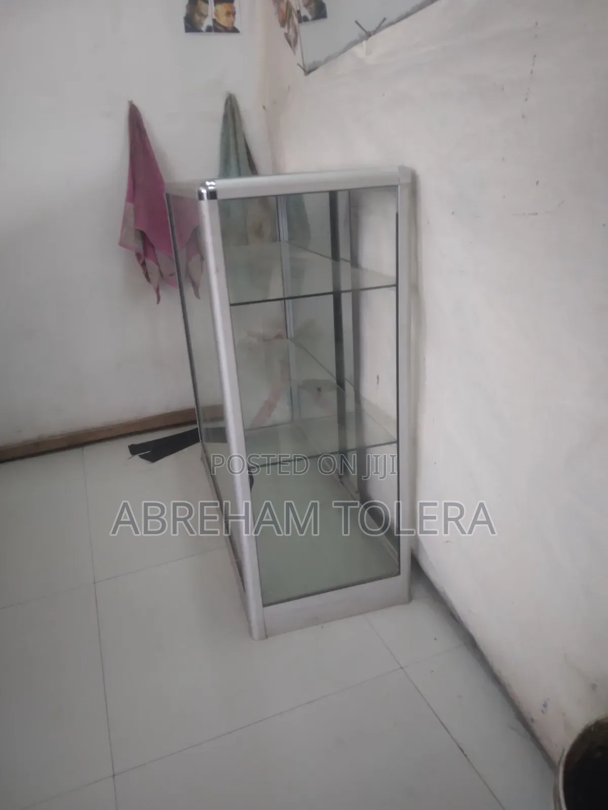 Aluminium Display Stand