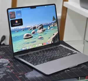 New Laptop Apple MacBook Air 2022 M2 16GB Intel SSD 256GB