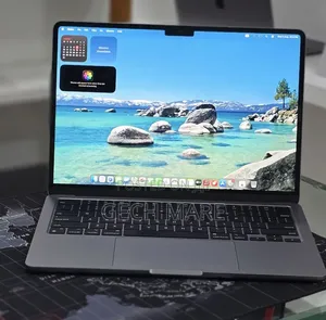 New Laptop Apple MacBook Air 2022 M2 16GB Intel SSD 256GB