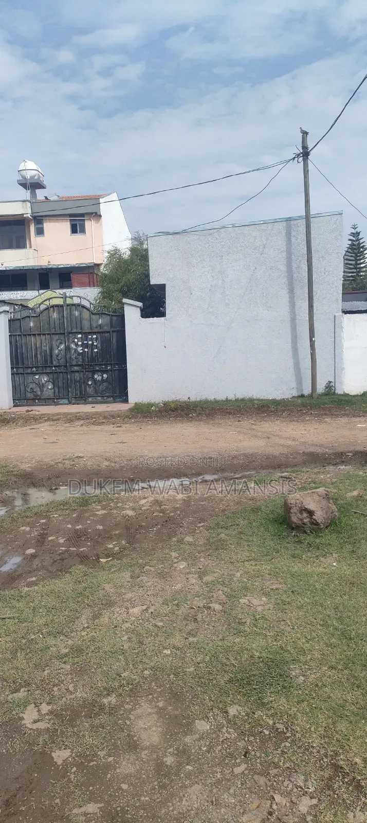 Furnished 8bdrm House in Bishoftu Dukem, East Shewa for sale