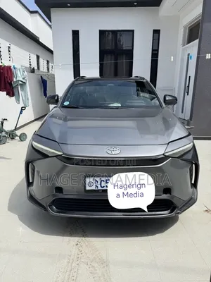 New Toyota bZ4X 2024 Gray