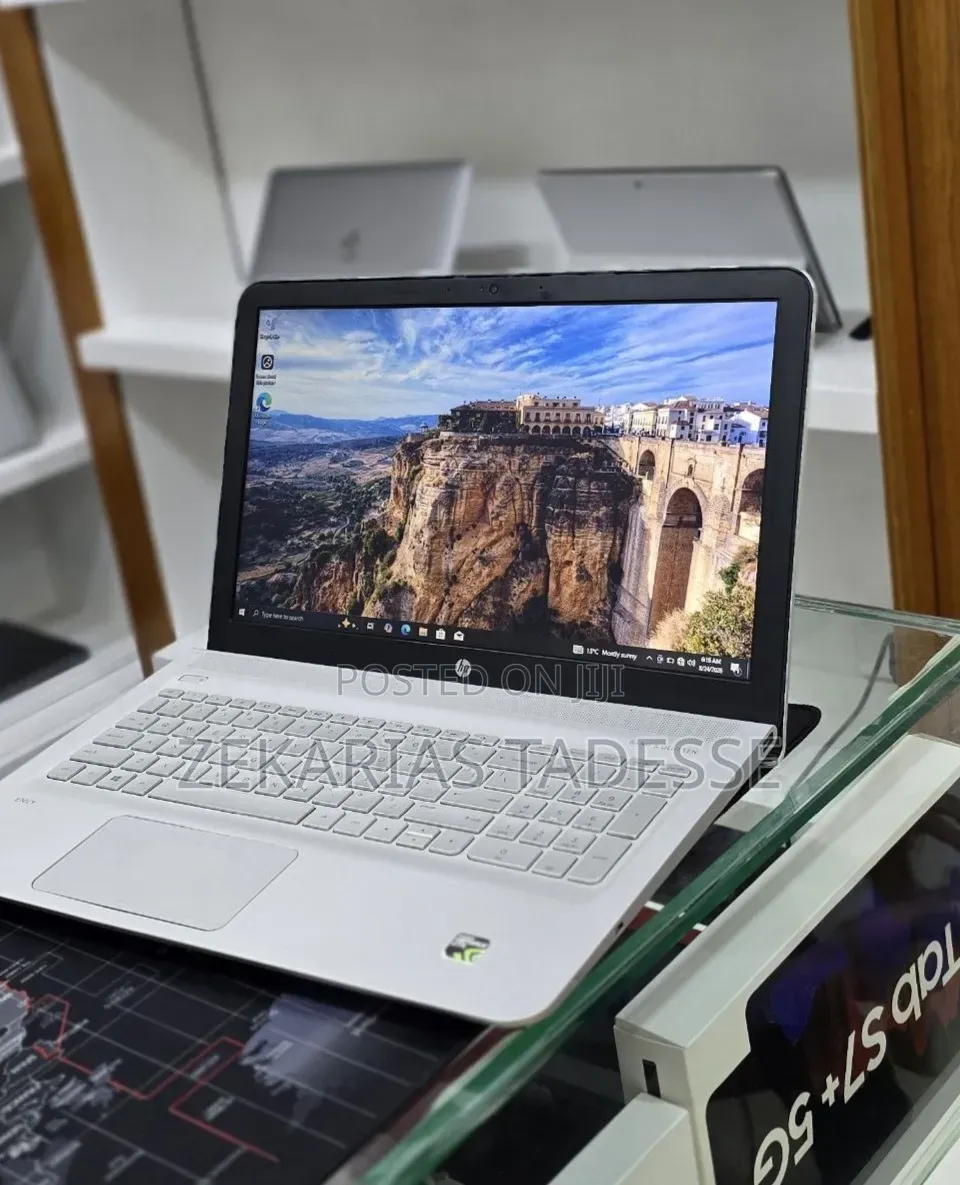 New Laptop HP Envy 15 12GB Intel Core i5 HDD+SSD 1T