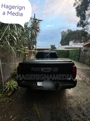 Toyota Tacoma 2017 Black