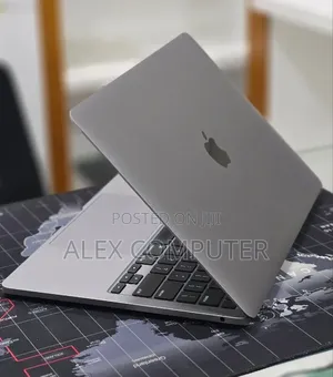 New Laptop Apple MacBook Pro 2020 16GB Apple M1 SSD 512GB