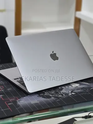 New Laptop Apple MacBook Pro 2023 M2 16GB Apple M2 SSD 512GB