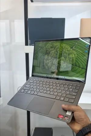 New Laptop Lenovo 16GB AMD Ryzen 7 SSD 512GB