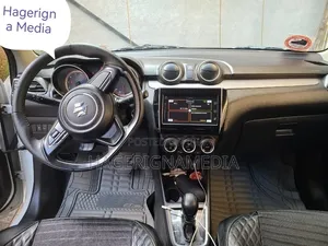 Suzuki Swift 2022 White