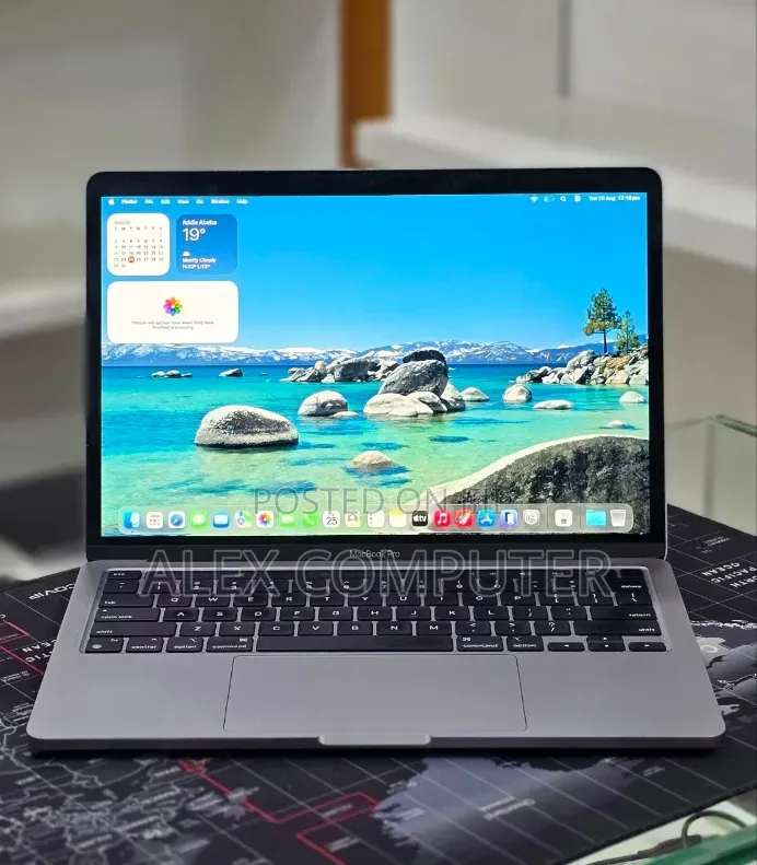 New Laptop Apple MacBook Pro 2022 M2 16GB Apple M2 SSD 512GB
