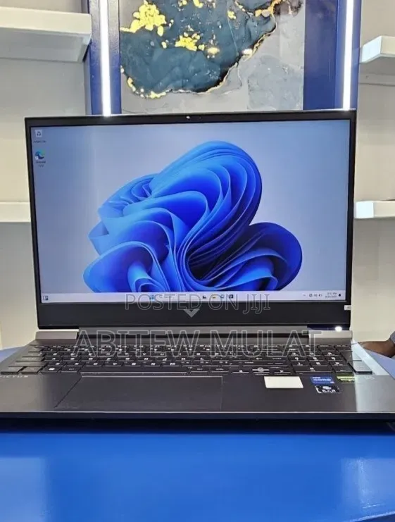 New Laptop HP Victus 16 16GB Intel Core i5 SSD 512GB