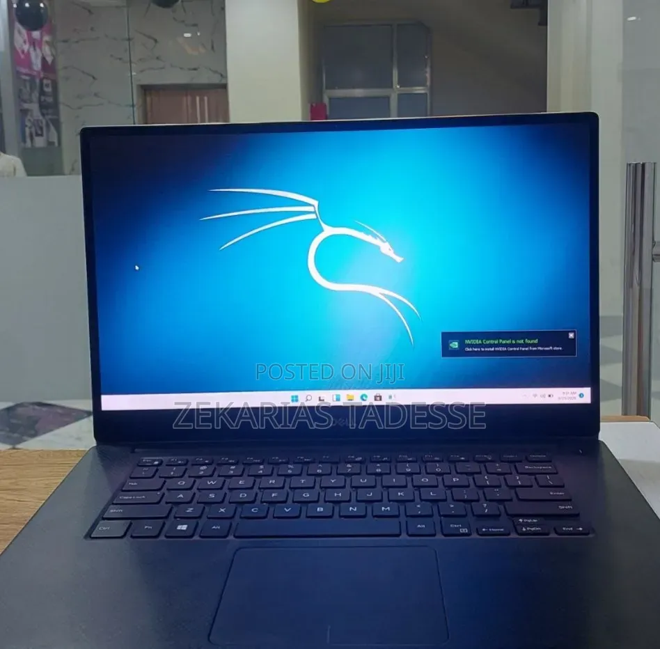 New Laptop Dell Precision 5550 16GB Intel Core i7 SSD 512GB