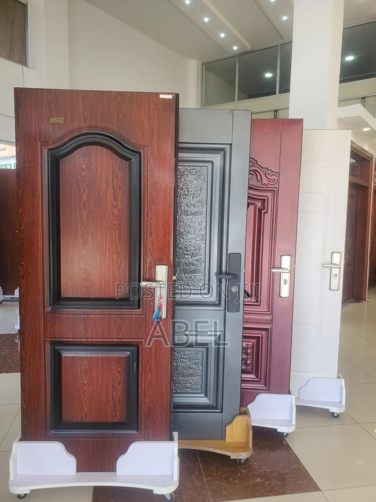 Victor Door - የማይበላሹ፣ ዘመናዊና ማራኪ የቤት በሮች